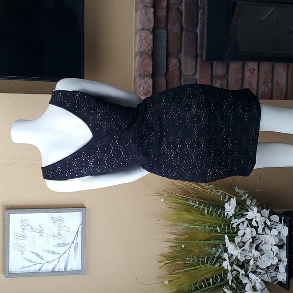 🆕️ ENFOCUS STUDIO Black Lace V-Neck Bodycon Sleeveless Dress SIZE: 8 - Picture 4 of 8